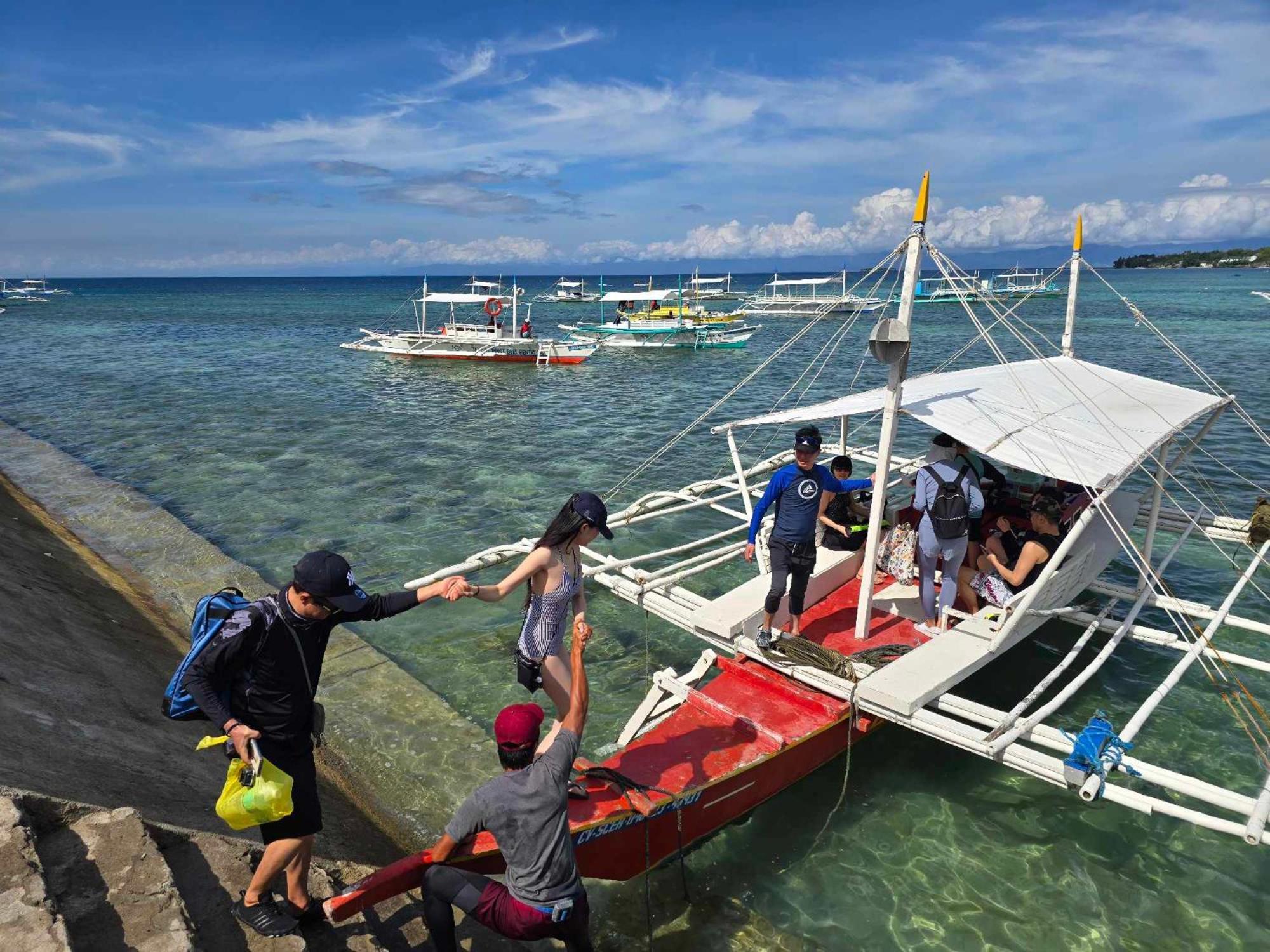 Gaja Go Dive & Inn Moalboal Ngoại thất bức ảnh